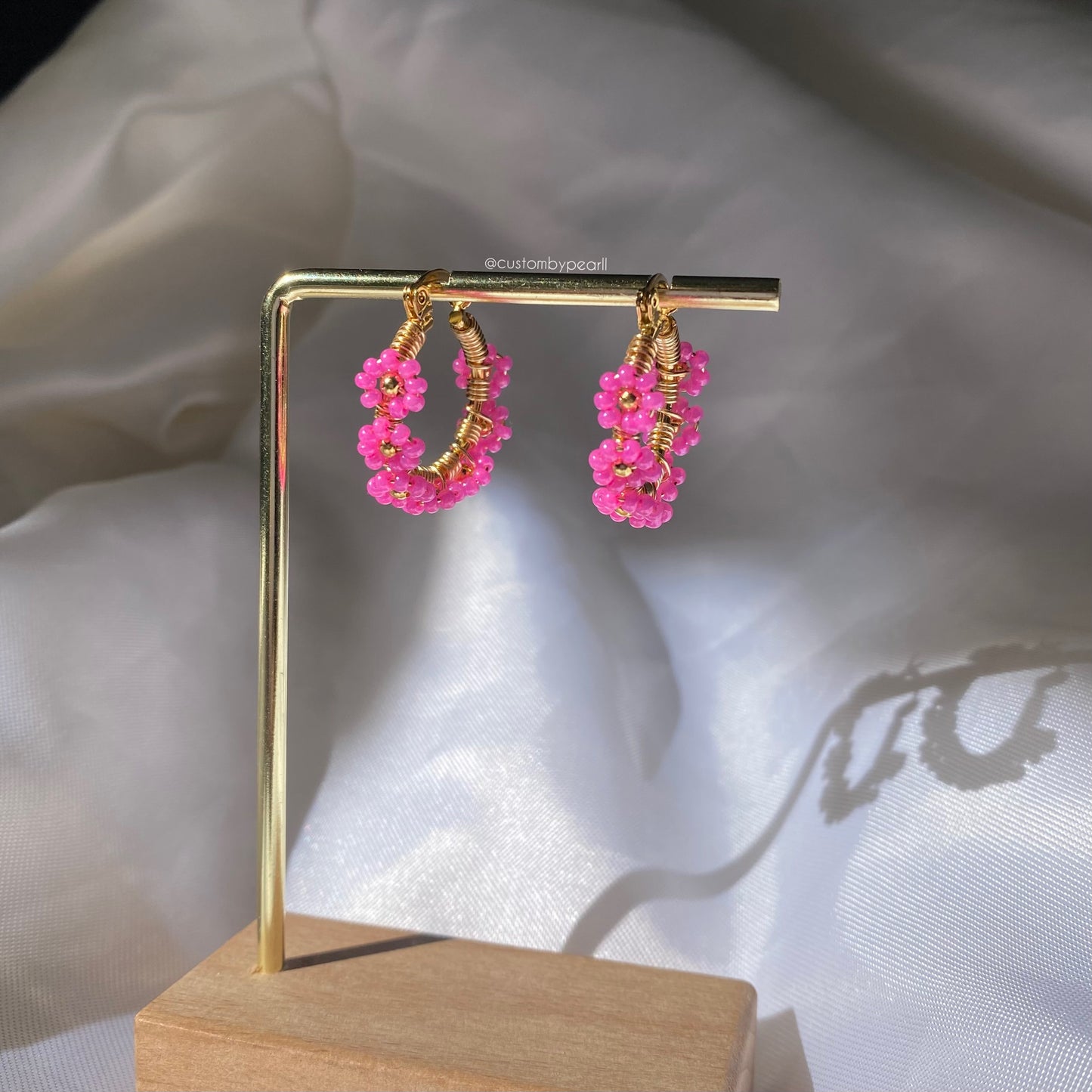 Arracadas de flores hot pink